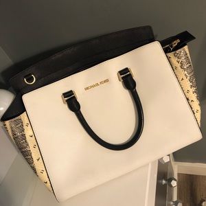 Michael Kors tote